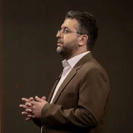 دانیال حمیدی مطلق